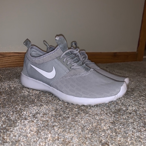 gray nike shoes